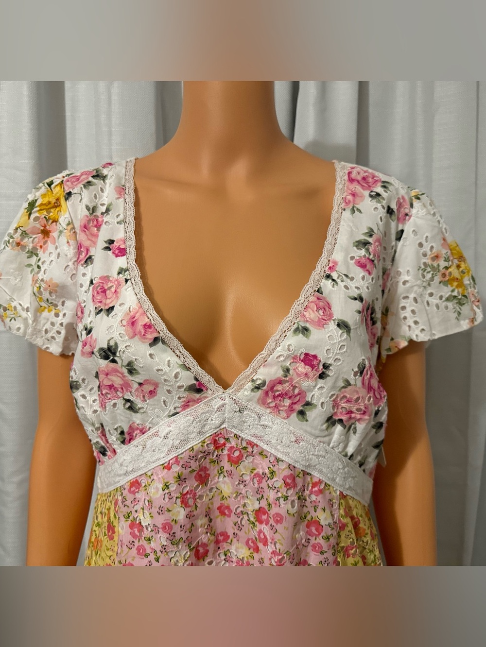 Pretty Altar'd State size XL white multi color floral eyelet short sleeve dress - Picture 2 of 5